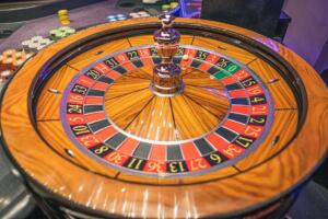 6 Gambling Games Keno Players Will Also Enjoy